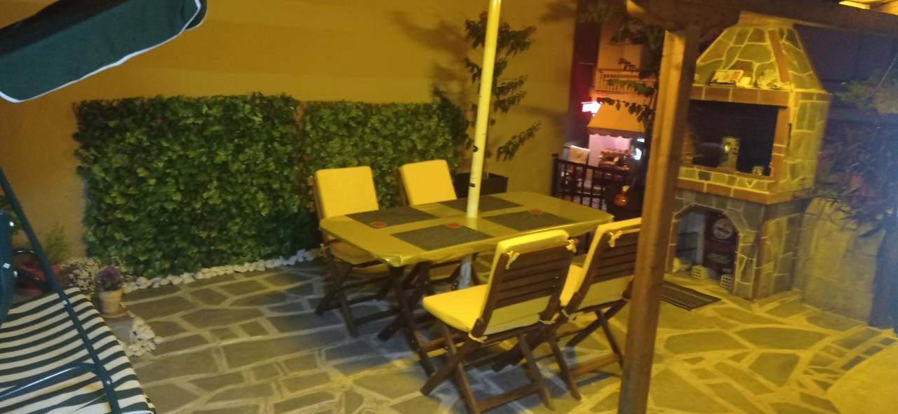 Kiki Apartment Кавала Экстерьер фото